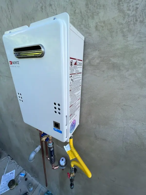 Tankless water heater installation for Blue Island homes